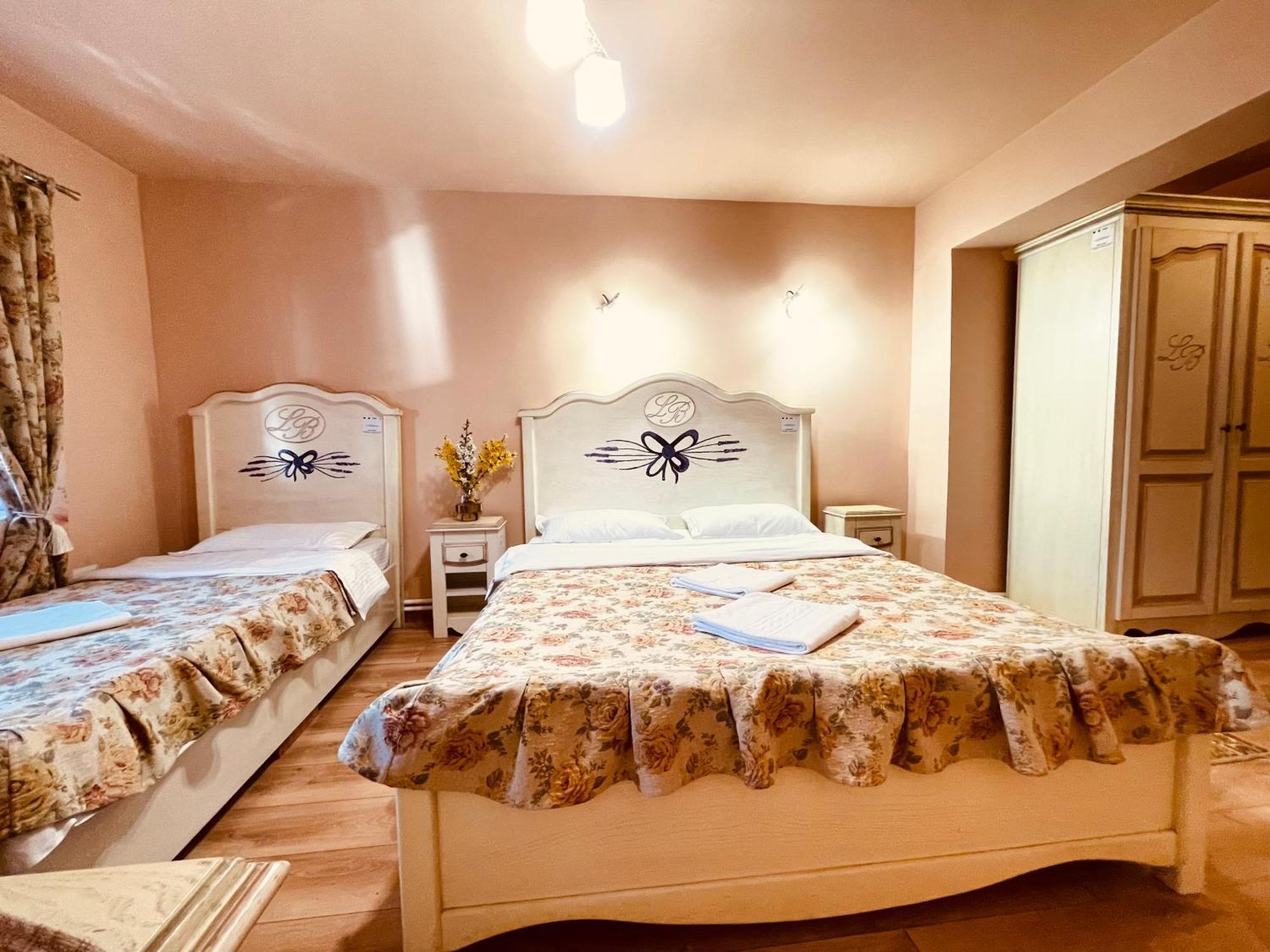 Leaganul Bucovinei Guest House Σουκεάβα Δωμάτιο φωτογραφία