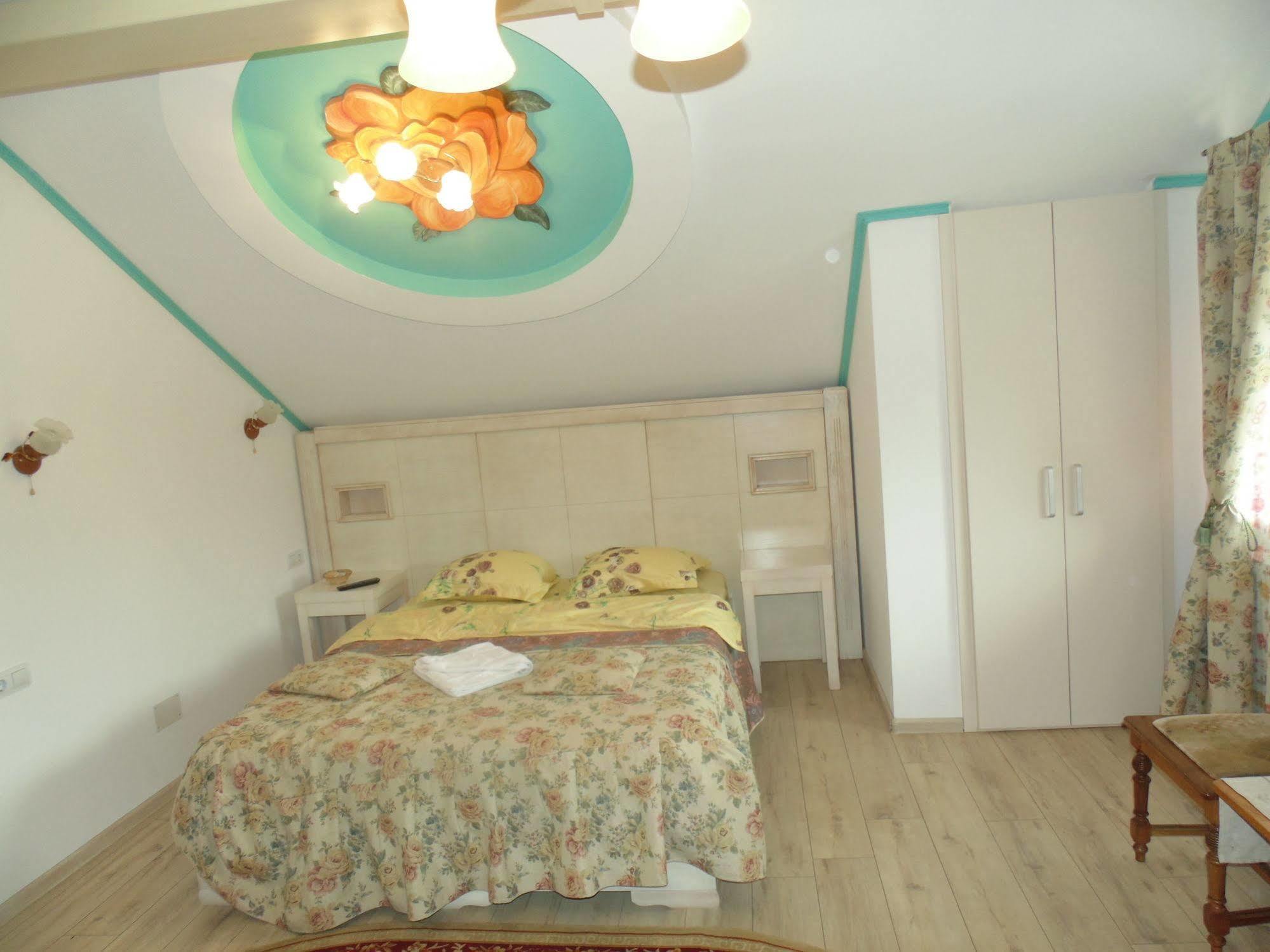 Leaganul Bucovinei Guest House Σουκεάβα Εξωτερικό φωτογραφία