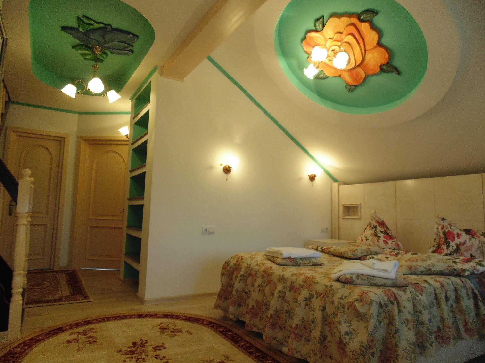 Leaganul Bucovinei Guest House Σουκεάβα Εξωτερικό φωτογραφία